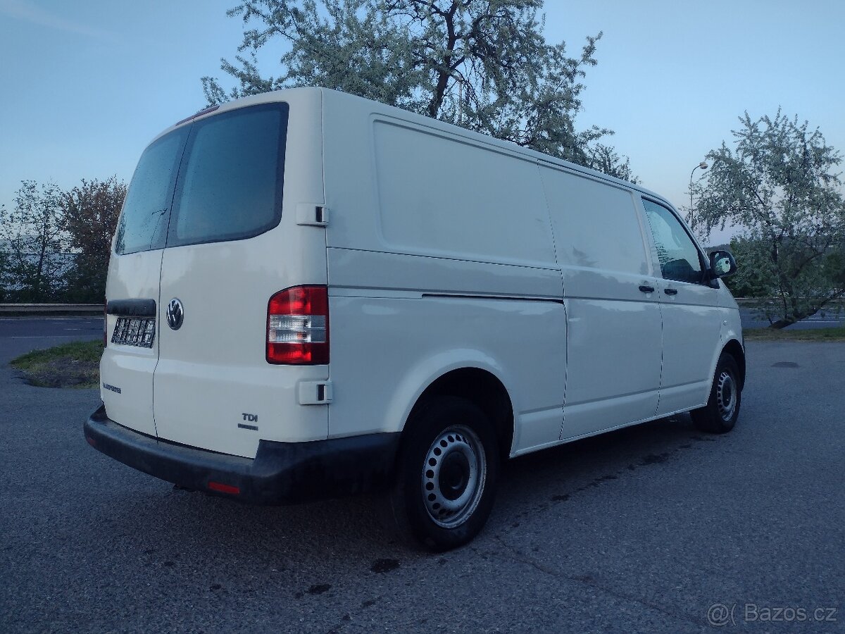 VW Transporter T5.1 2.0TDI -- 2012 - 7