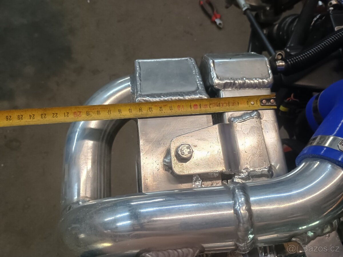 Sestava chladiče Voda/Intercooler - 7