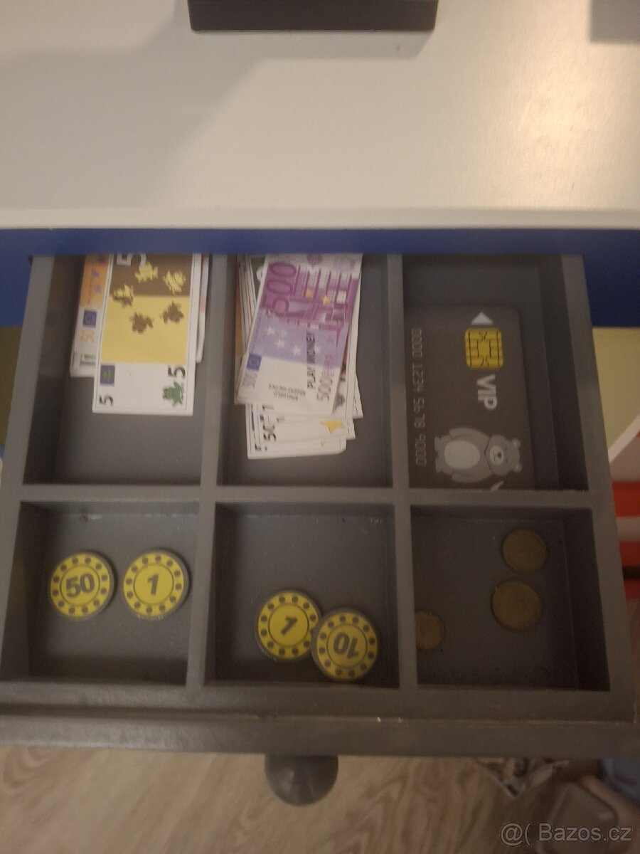 Dřevěný obchod Lidl - 7