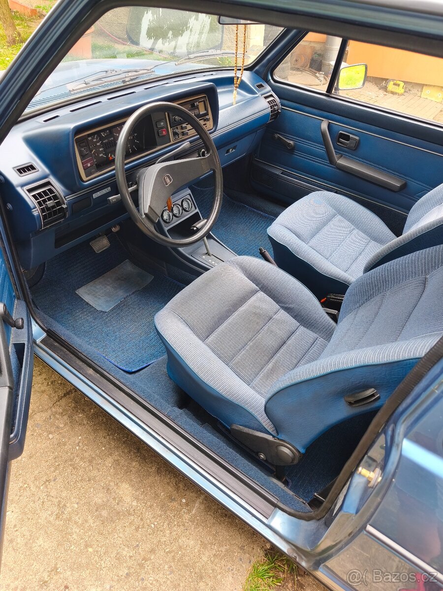 Volkswagen Jetta GL mk1 - 7