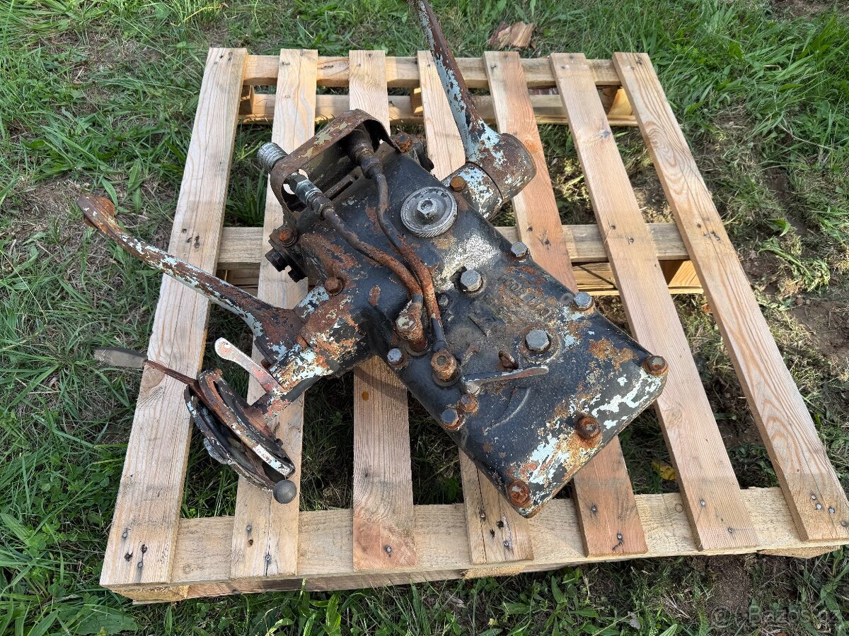 Díly zetor - 7