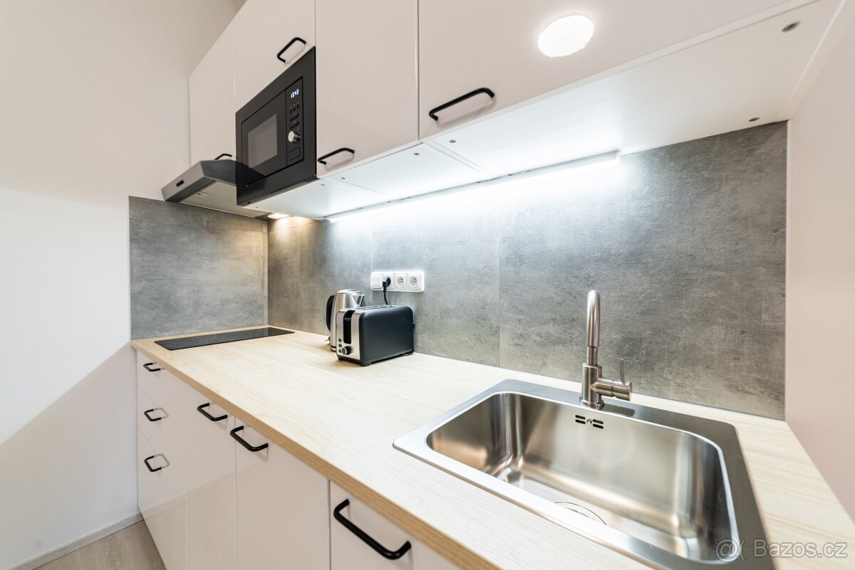 Útulný byt 1kk v centru Prahy — s flexibilními podmínkami - 7