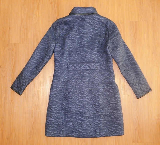 Zateplená tmavě modrá prošívaná bunda, vel. 38, zn. Via Spig - 7