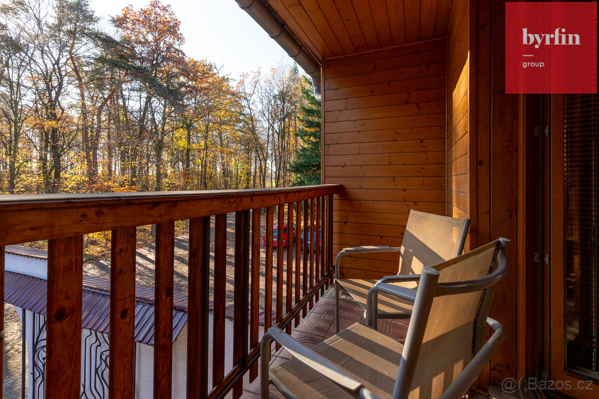 Penzion s 42.000 m² pozemků – ideální pro resort, svatby, sp - 7