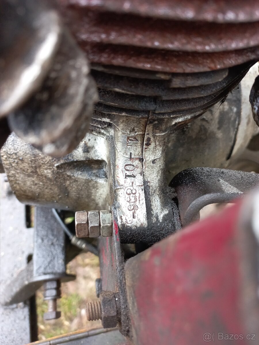 Prodám frézu domácí výroby - motor Jawa 250 Perák - 7