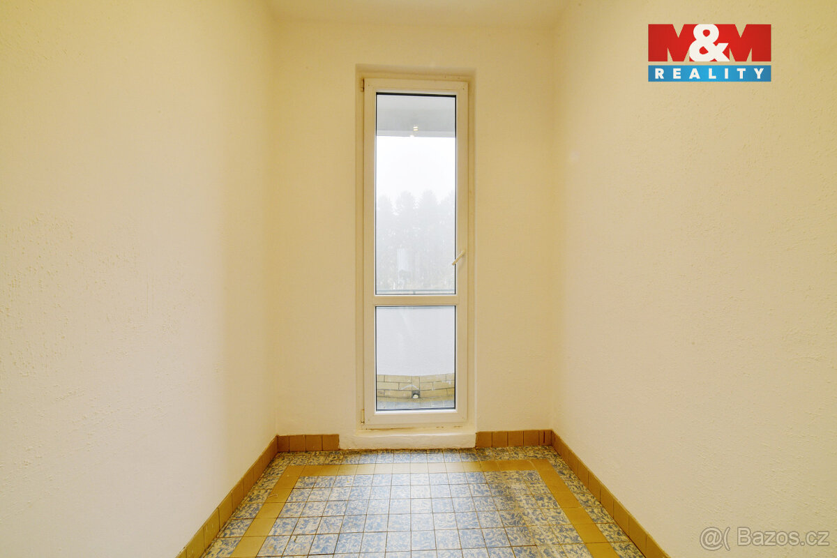 Pronájem bytu 3+1 v Mariánských Lázních, ul. Stavbařů - 7