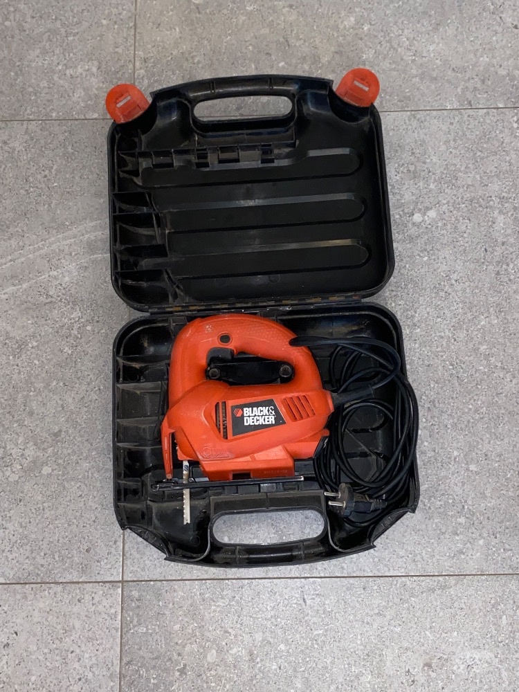 Přímočará pila Black Decker - 7