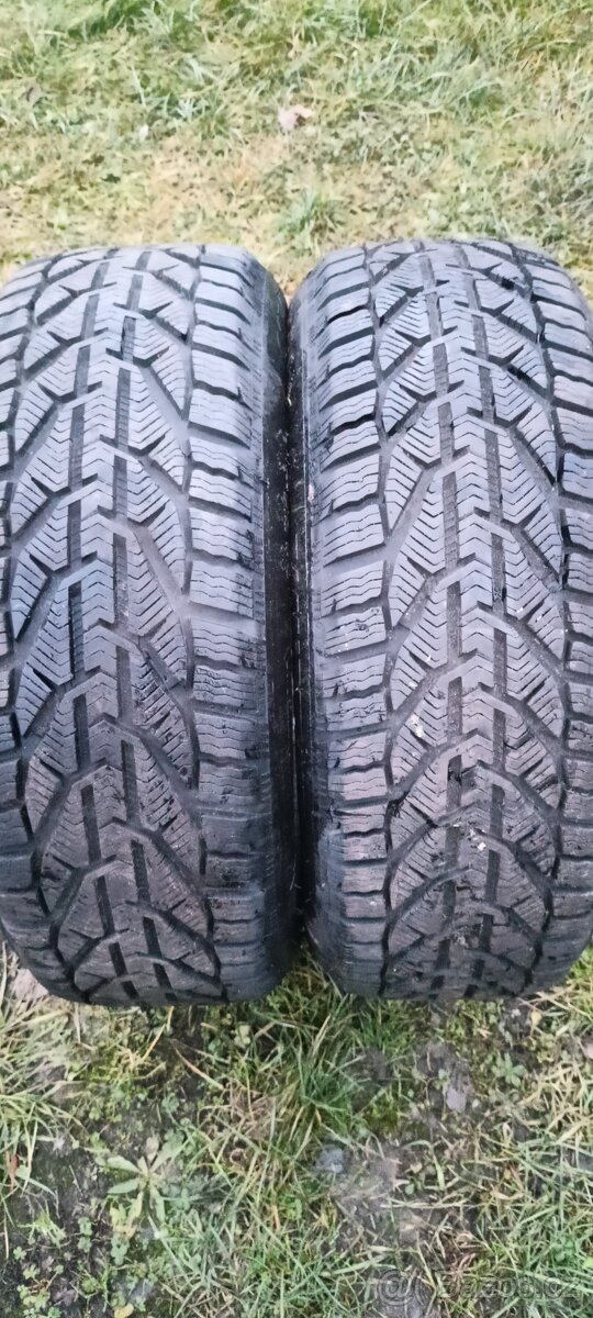 ZIMNÍ PNEU 215/55/17 - CENA ZA 2 KUSY - 7