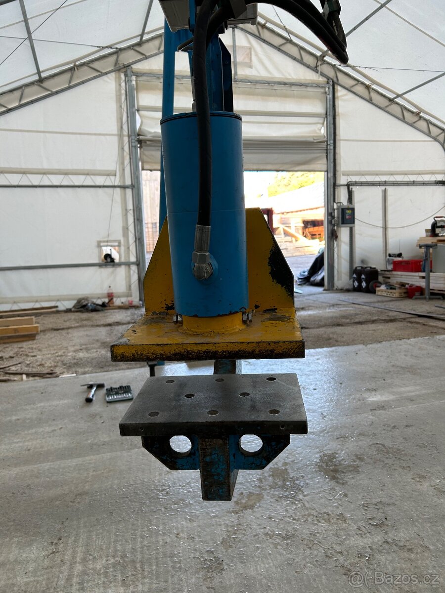 Lis na výrobu příhradových vazníků - 7