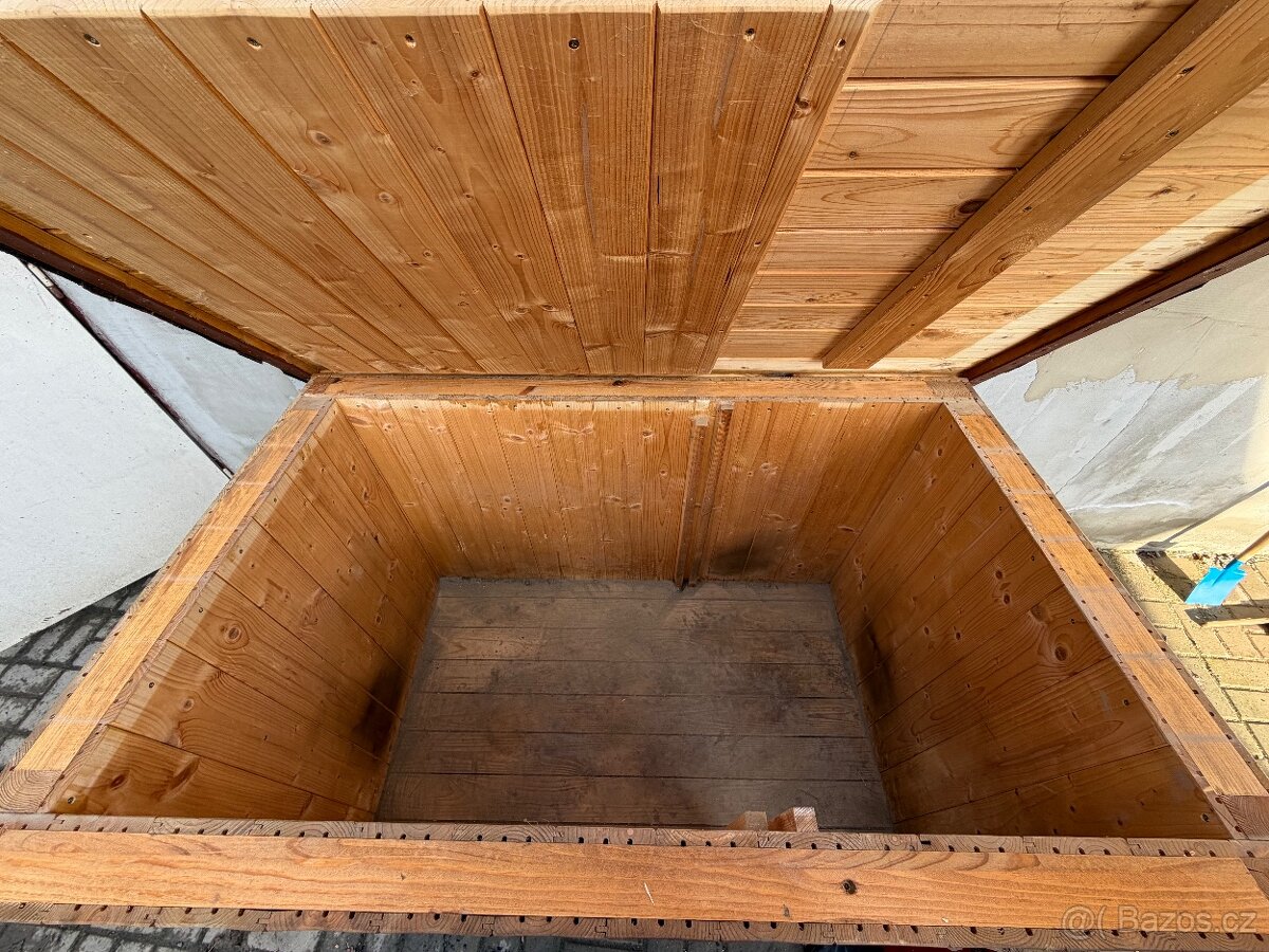 Zateplená psí bouda - 7