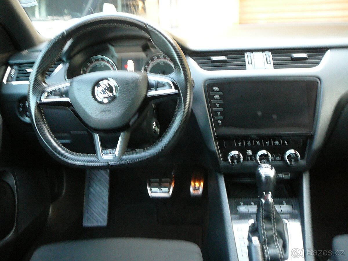 ŠKODA OCTAVIA RS 3 2.0 TDI 135KW DSG+F1 FULLLED NAV WEBASTO - 7