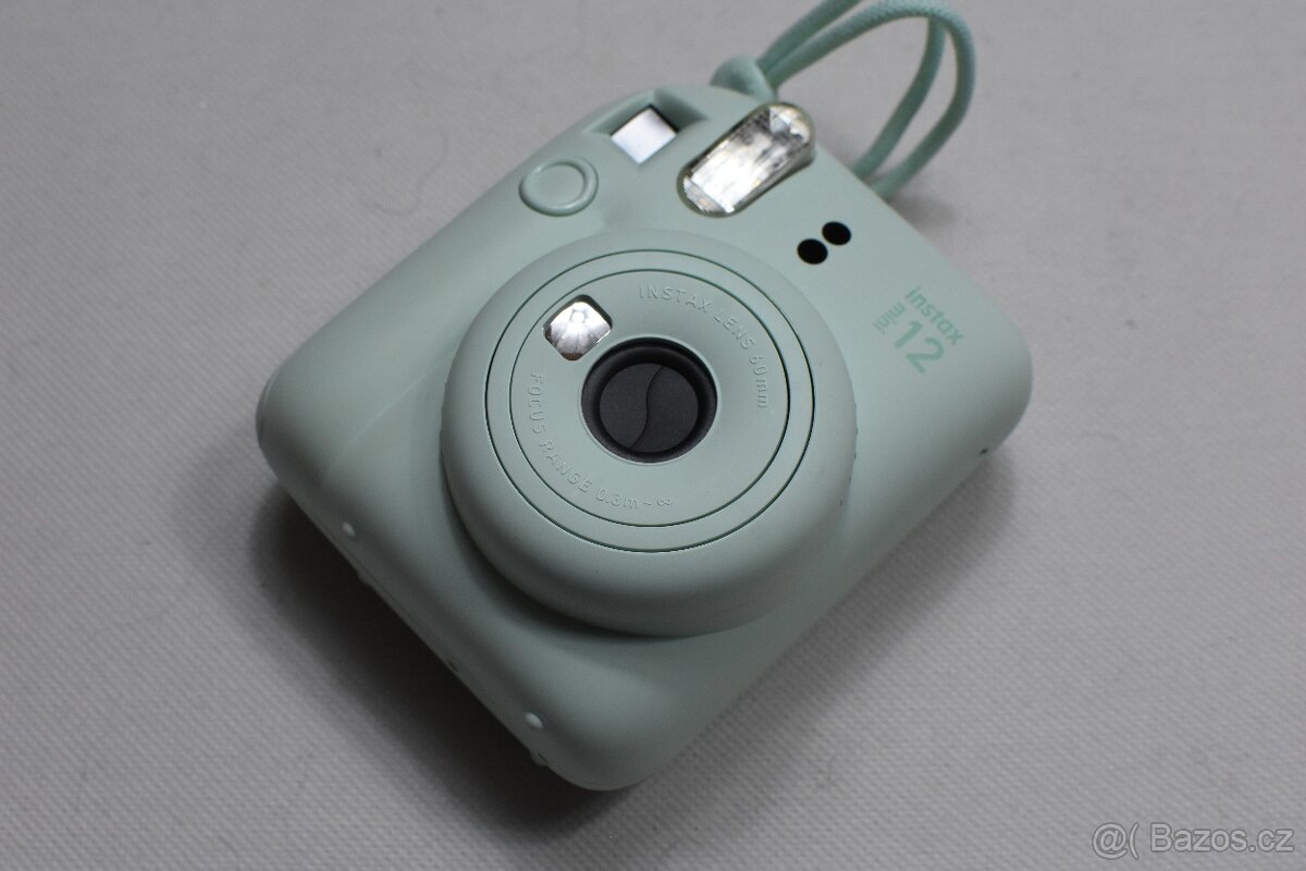 Fujifilm Instax Mini 12 zelený - 7