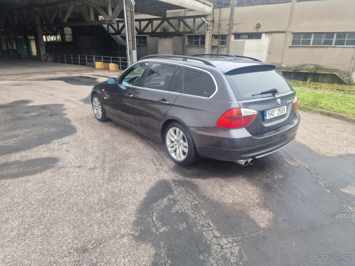 BMW 330xi Touring (E91) - 7