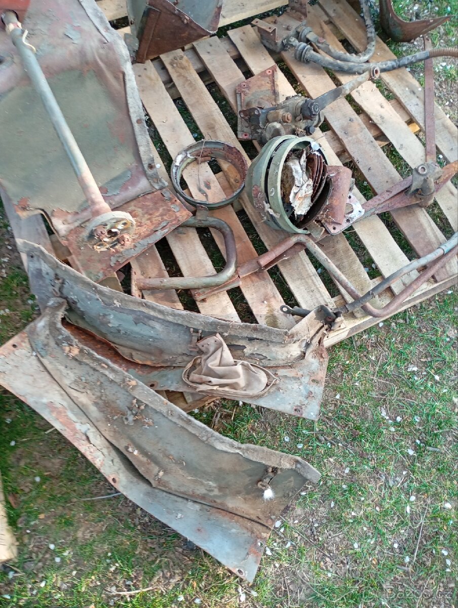 Tatra 805 - 7