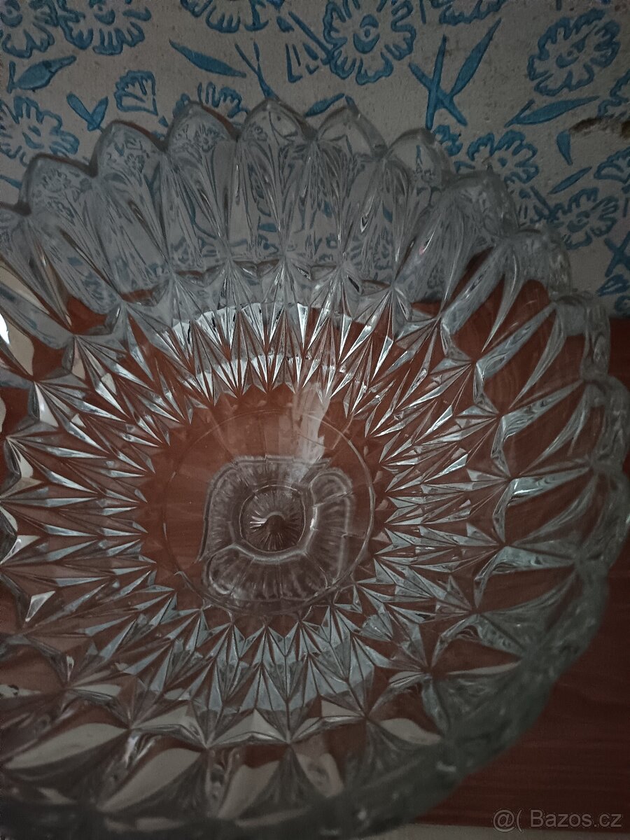 Skleněná broušená mísa na ovoce - 7