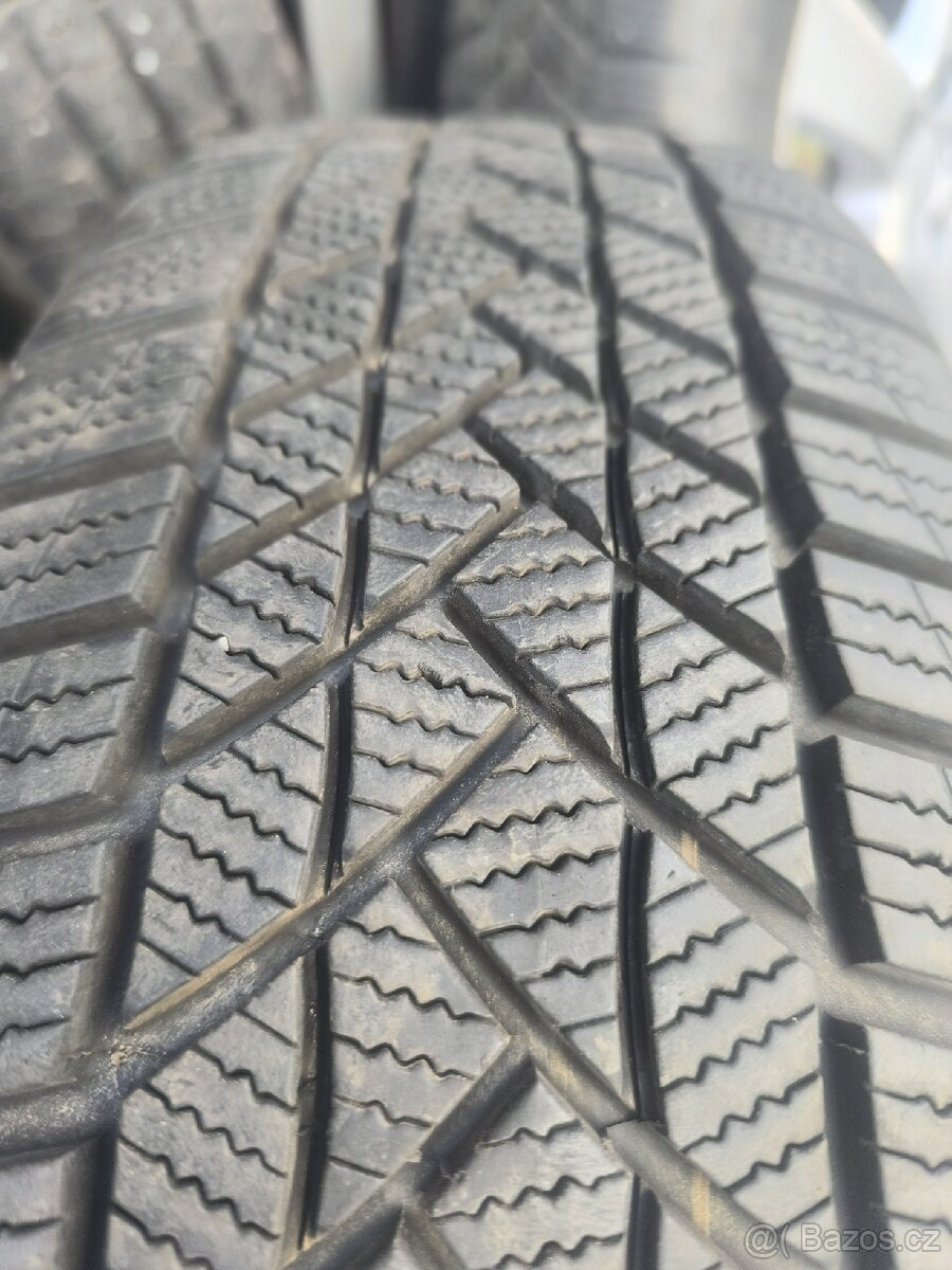 Sada zimních pneumatik 15" - 7