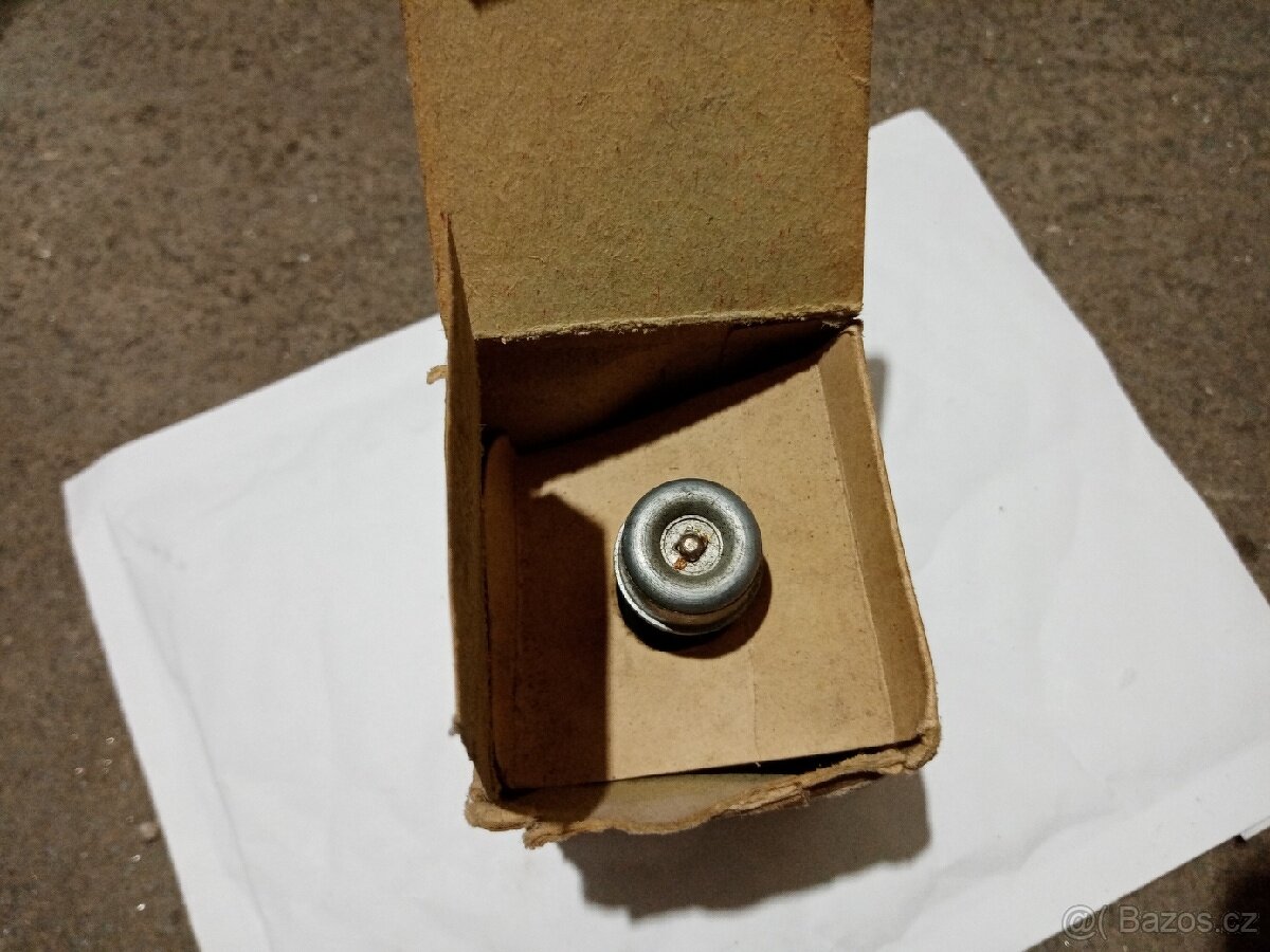 Přepínač dálkových světel - 7