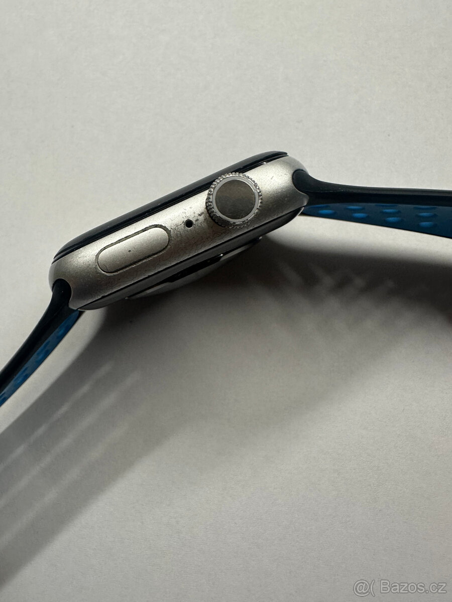 Apple Watch NIKE Series 6 (GPS) - 44 mm, hliník - 7
