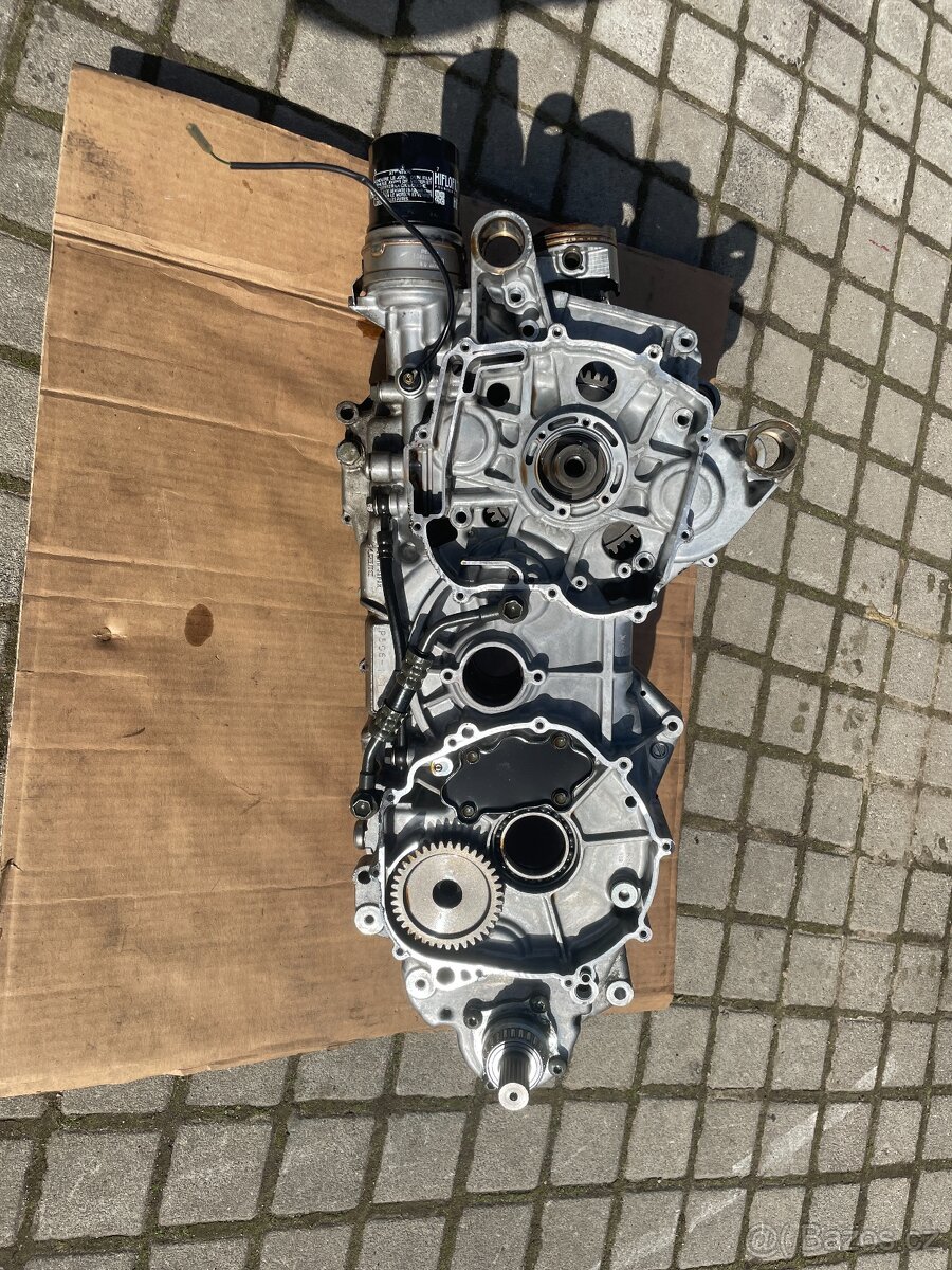 Suzuki Burgman 650 2002 - 7