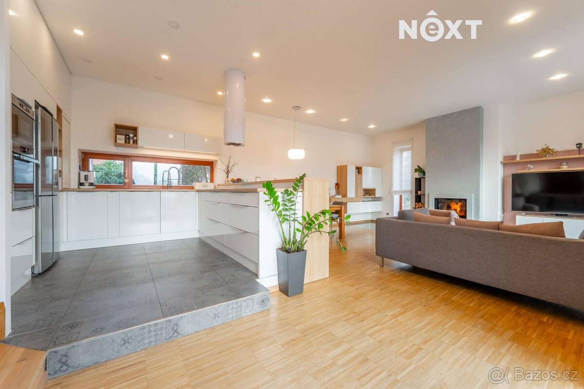 Prodej Rodinný dům, 304㎡ - 7