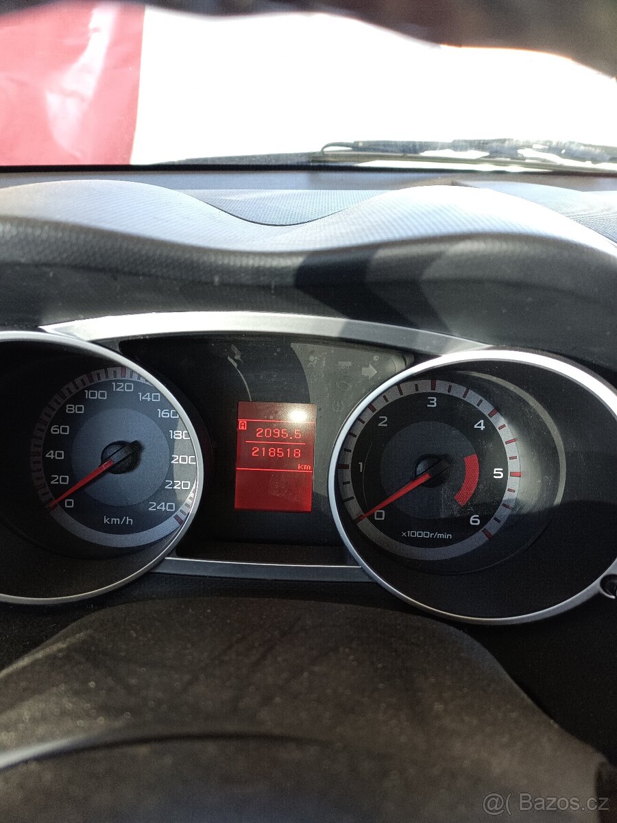 Mitsubishi Outlander 2.0 DiD - 7