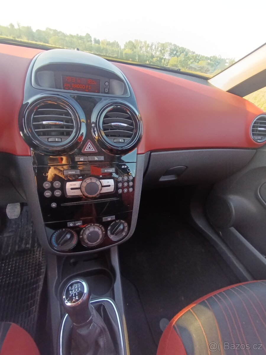 Opel Corsa D 2008 LPG - 7