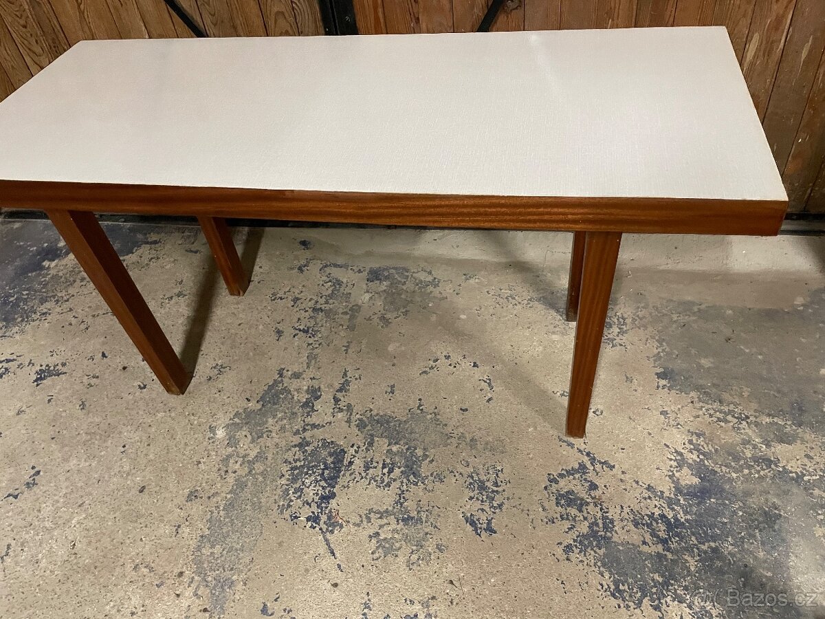 Konferenční stůl - 7