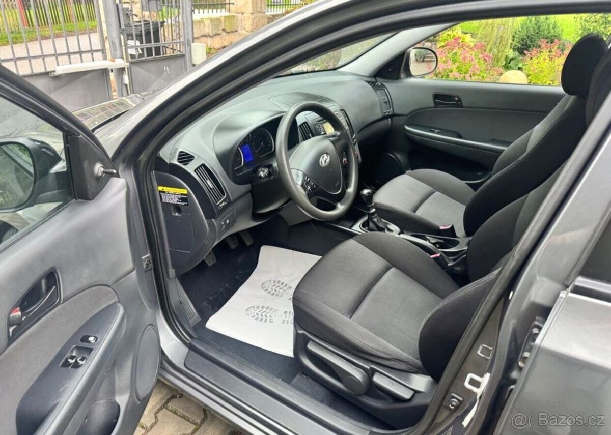 Hyundai i30, 1,6 CW CRDi klima sada kol - 7