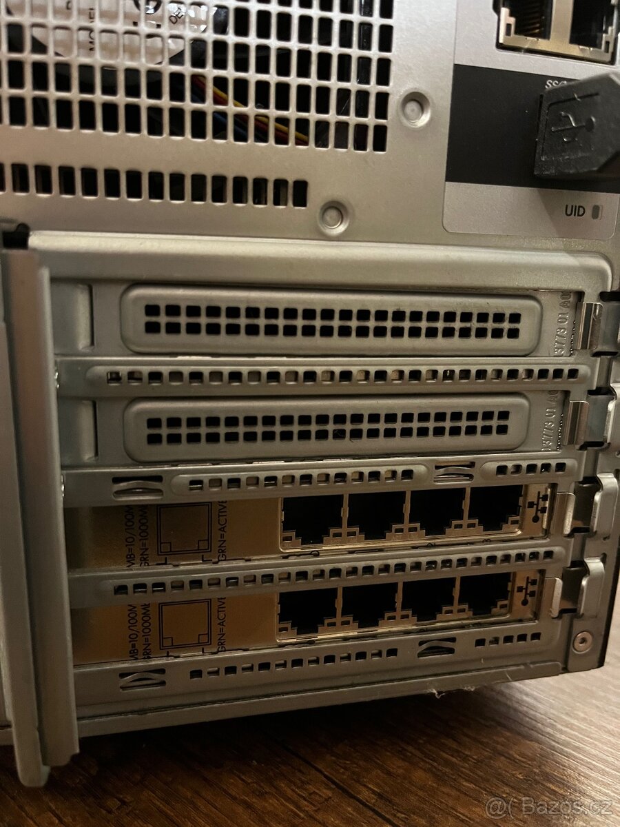 Server HP HPE ML 350 Gen 10 - 128GB RAM, 8x1,92TB SSD, - 7