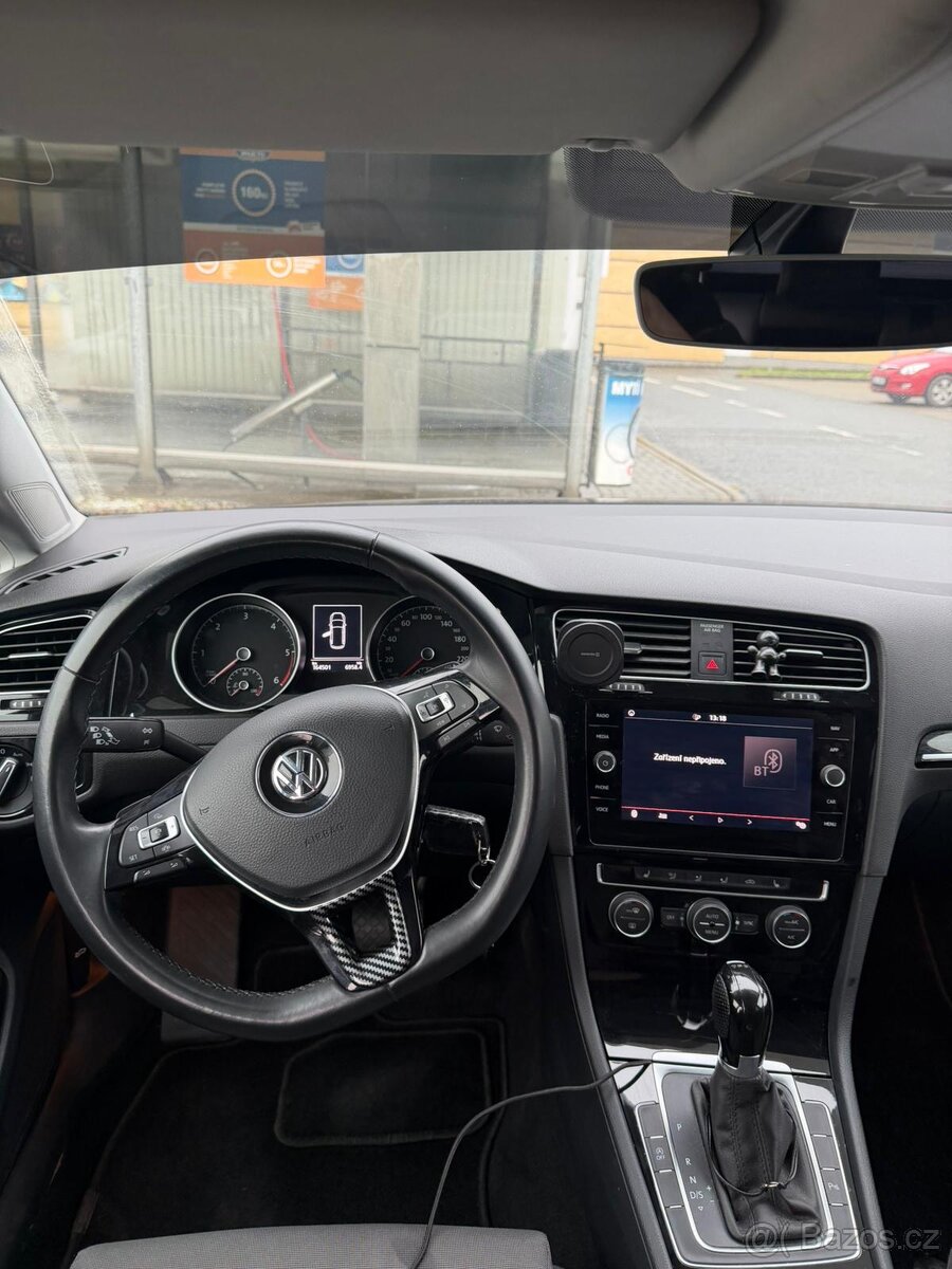 VW Golf 7.5 variant 2.0tdi 110kW DSG - 7