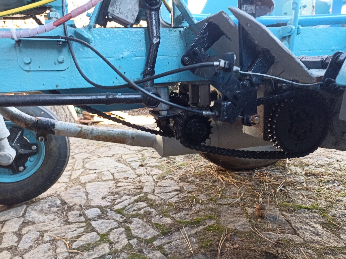 Prodám traktůrek domácí výroby. - 7