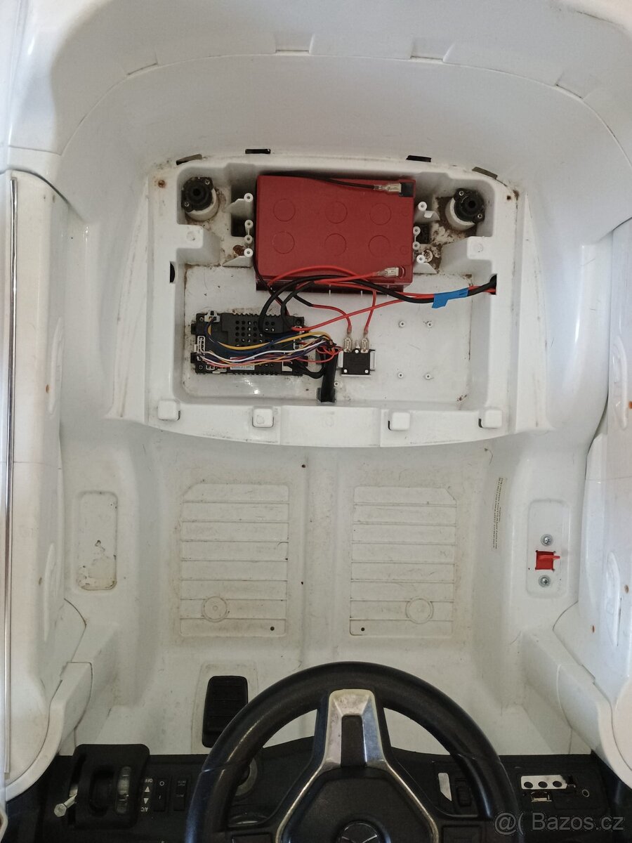 Dětské elektrické auto - 7