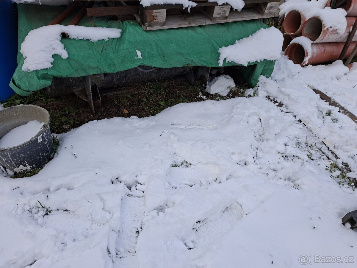 Prodam Locust 903 - 7