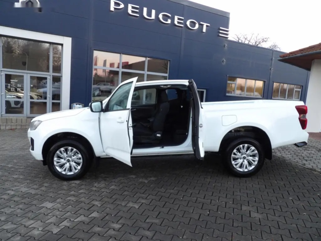 Isuzu D-Max, Space Cab LS 4x4 A/T - 7