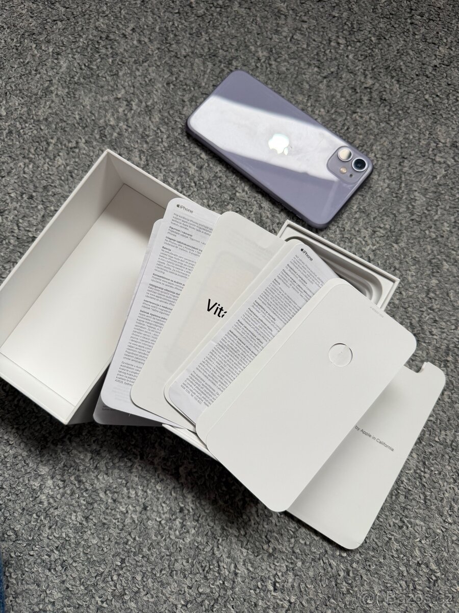 iPhone 11 fialový - 7