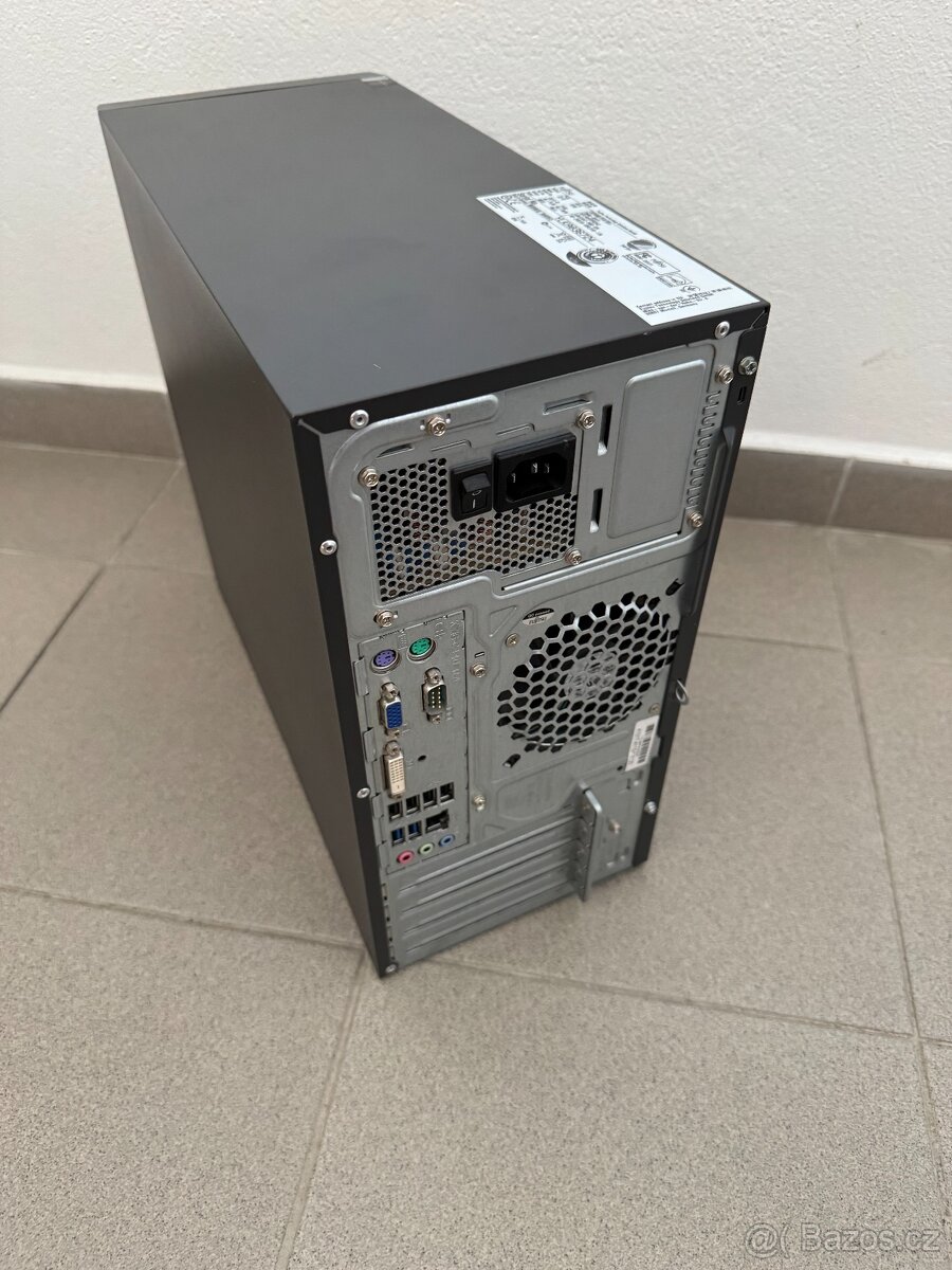 Počítač Fujitsu Windows 10 PRO - 7