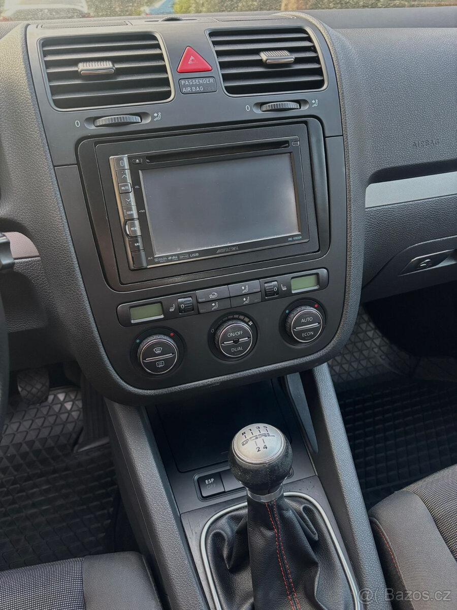 Volkswagen Golf 5 - 7