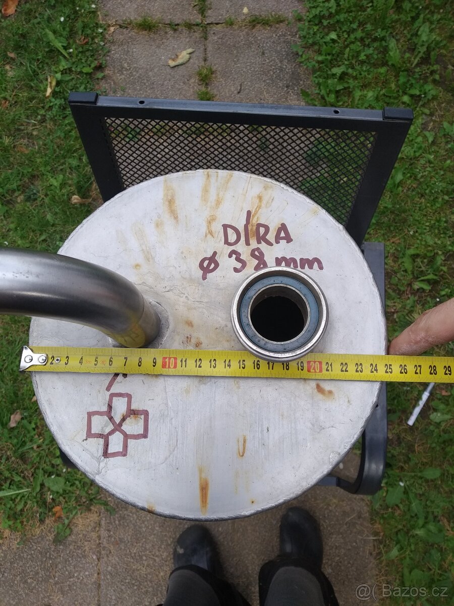 Filtrační nádoba průměr 253mm, výška 745mm. Váha 11,9kg - 7