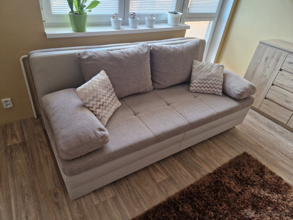 Rozkládací pohovka - 7