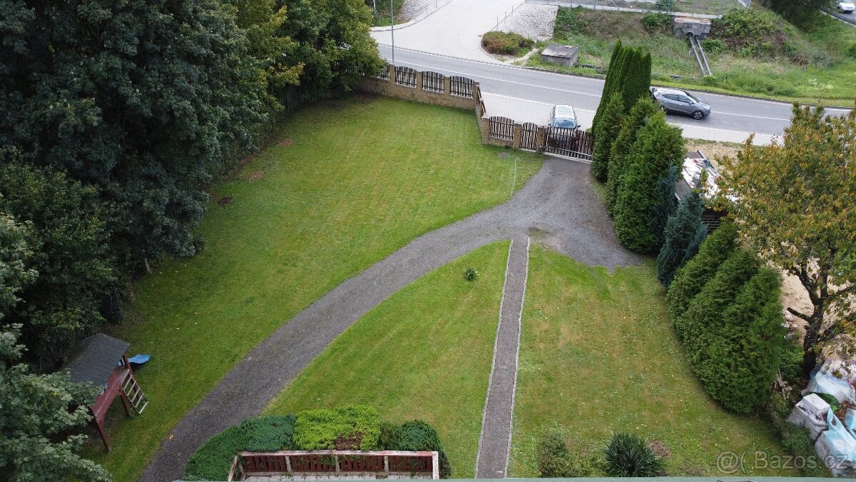 Prodej RD 3+1 se st.p. 1.954 m2 pro RD, sklad a opravny - 7