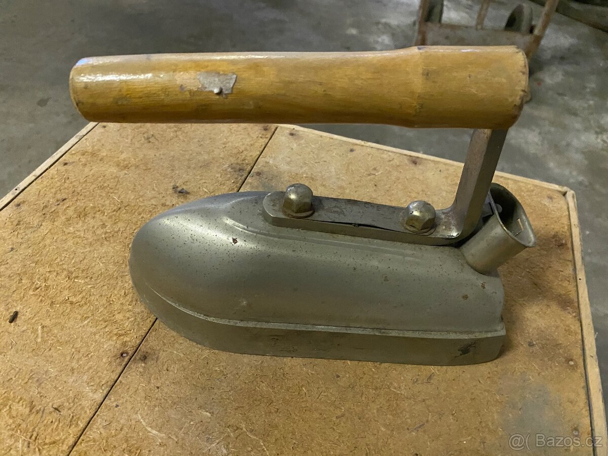 Retro žehlička - 7