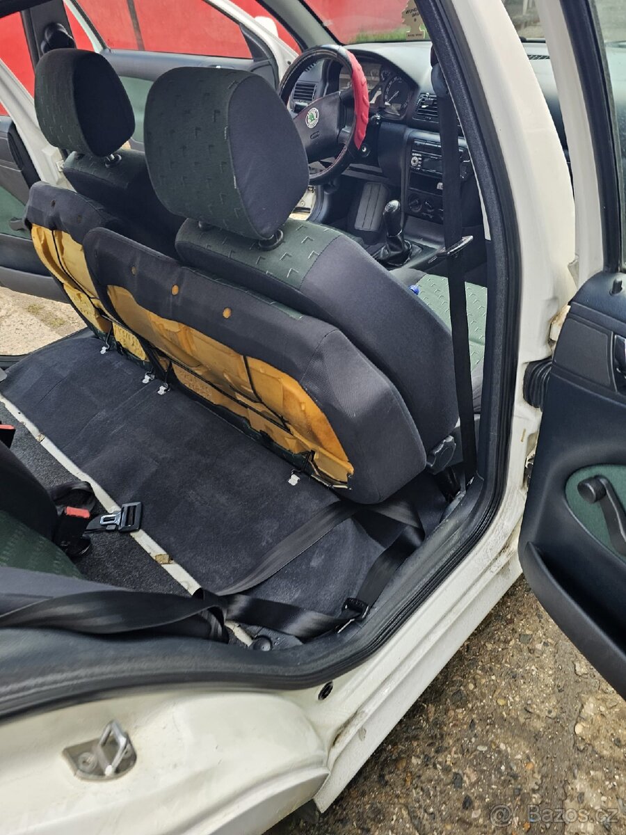 ŠKODA OCTAVIA 1,6 BENZIN - 7