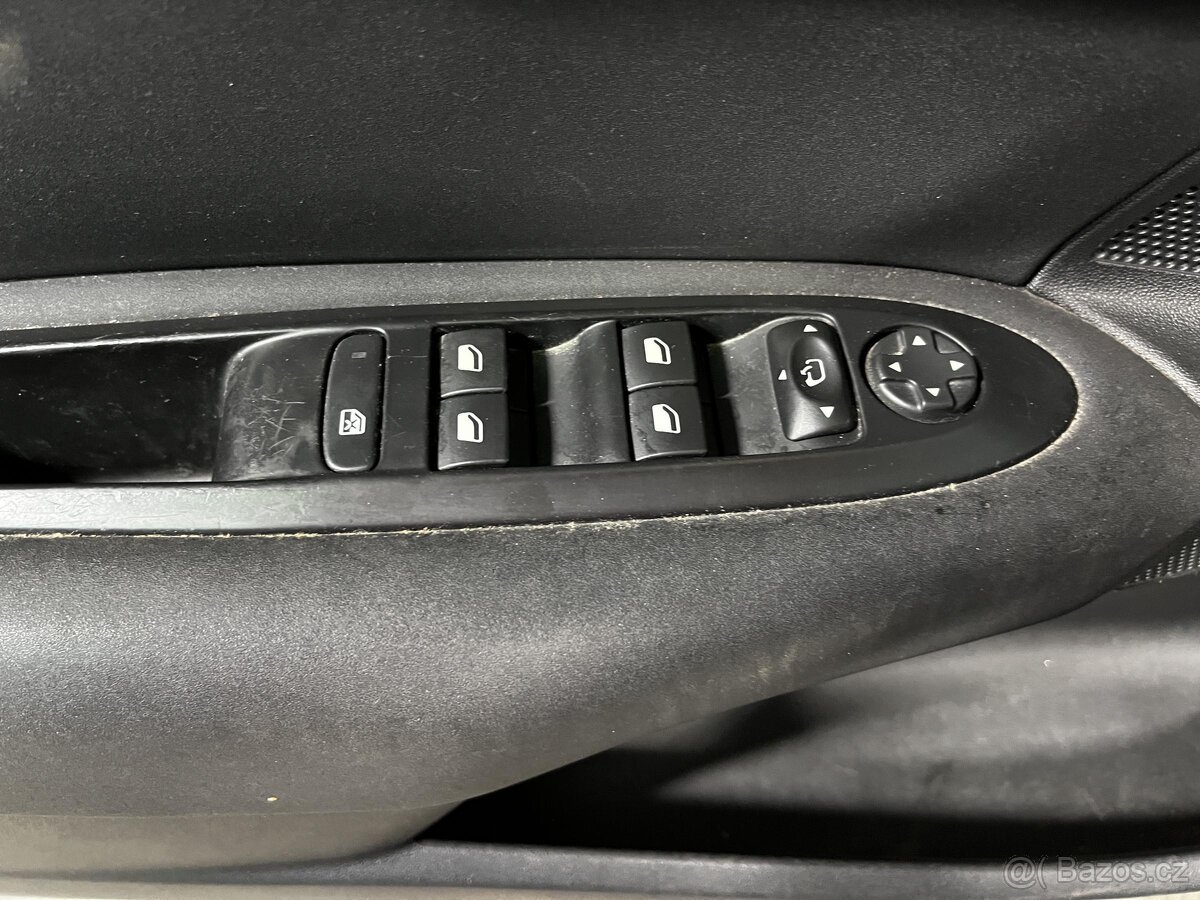 Citroën C4 2.0HDi , 110 kW nafta, 2015 - 7