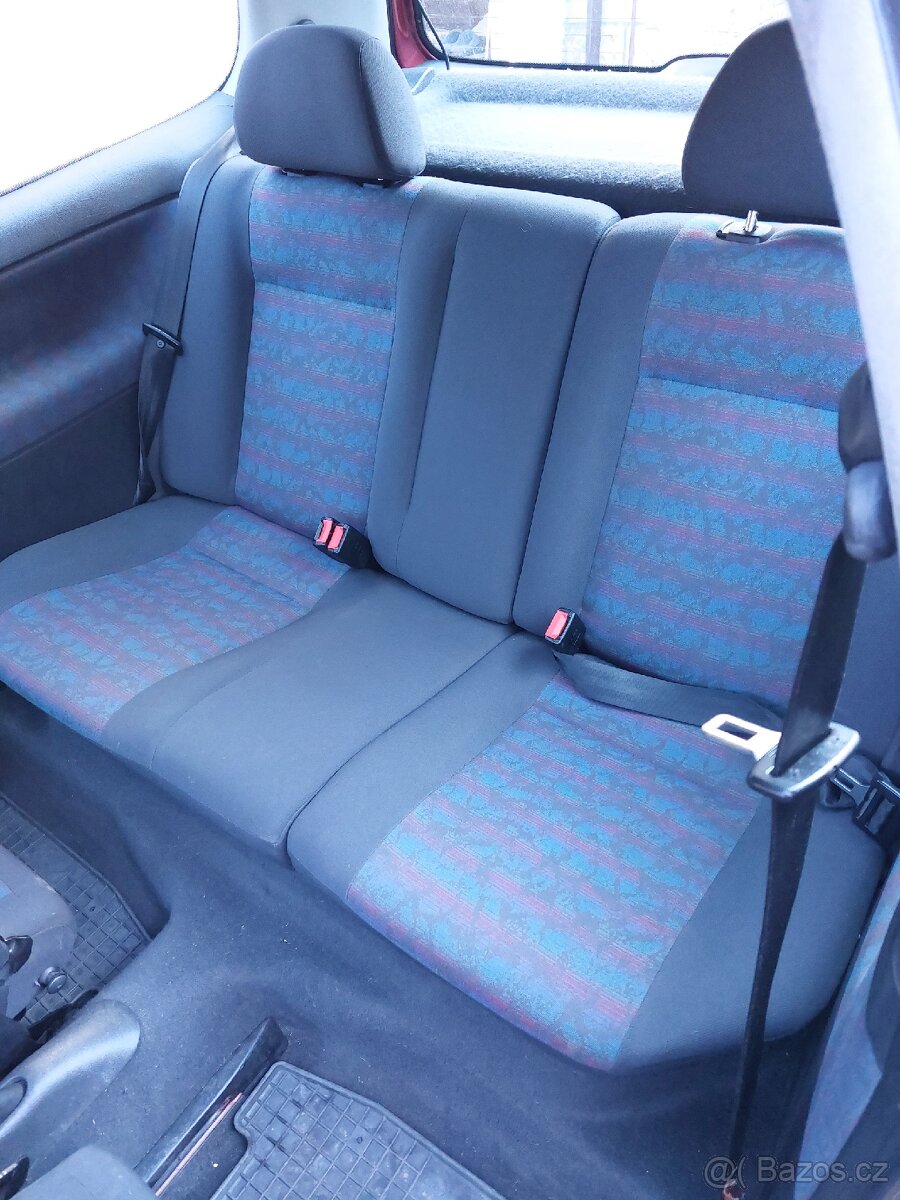 Volkswagen Polo 1.9 D - 7