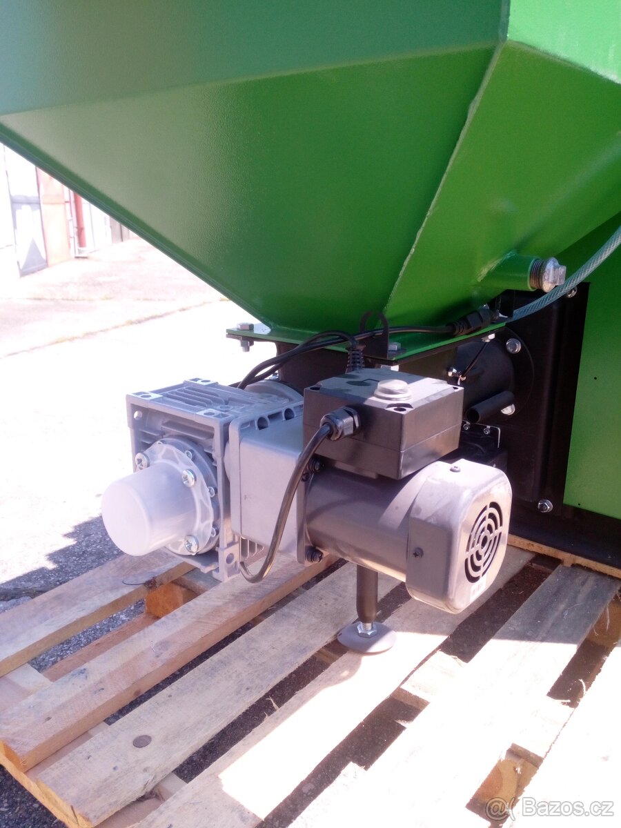 Aut.kotel Termo Tech KRS (DŘ.PELETY, DŘEVO, BRIKETY,UHLÍ) - 7