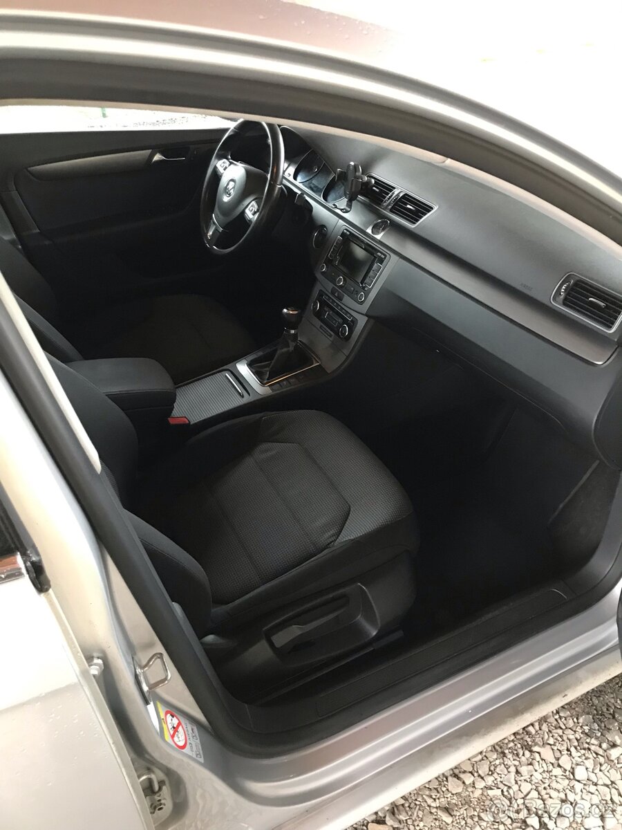 VW Passat B7 Variant 2.0tdi - 7