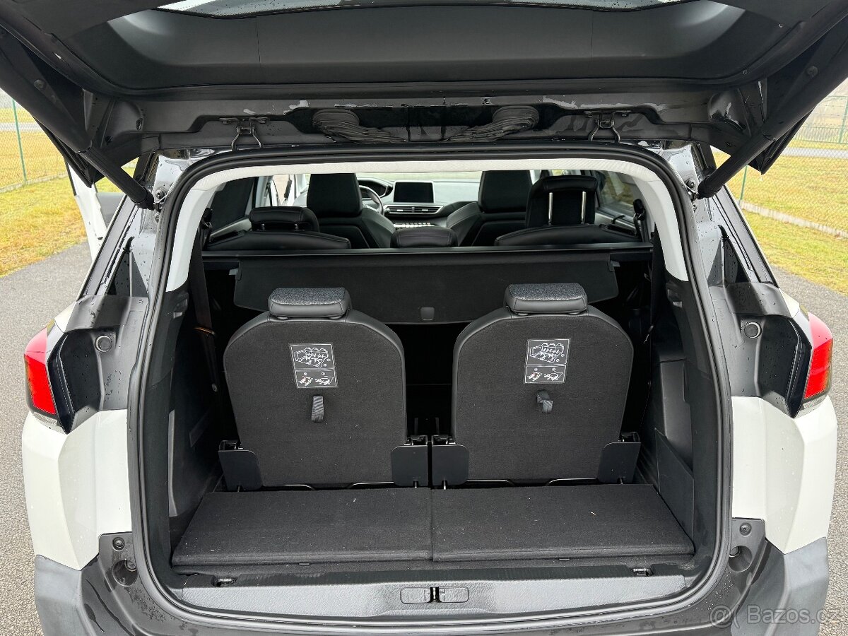 Peugeot 5008 PureTech Access 1.2i 7 místné - 7