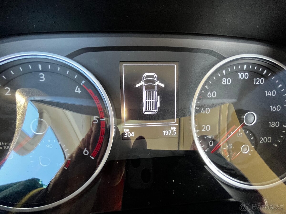 Obytná dodávka Knaus BoxDrive 600XL - 7