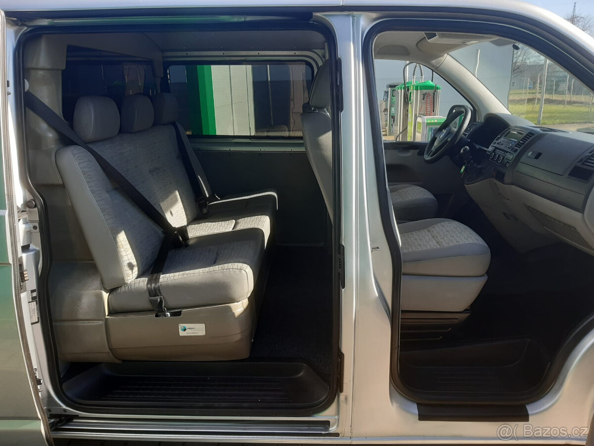 VW Transporter T5 facelift 2,0 103kw, r.v.2013, 5míst, long - 7