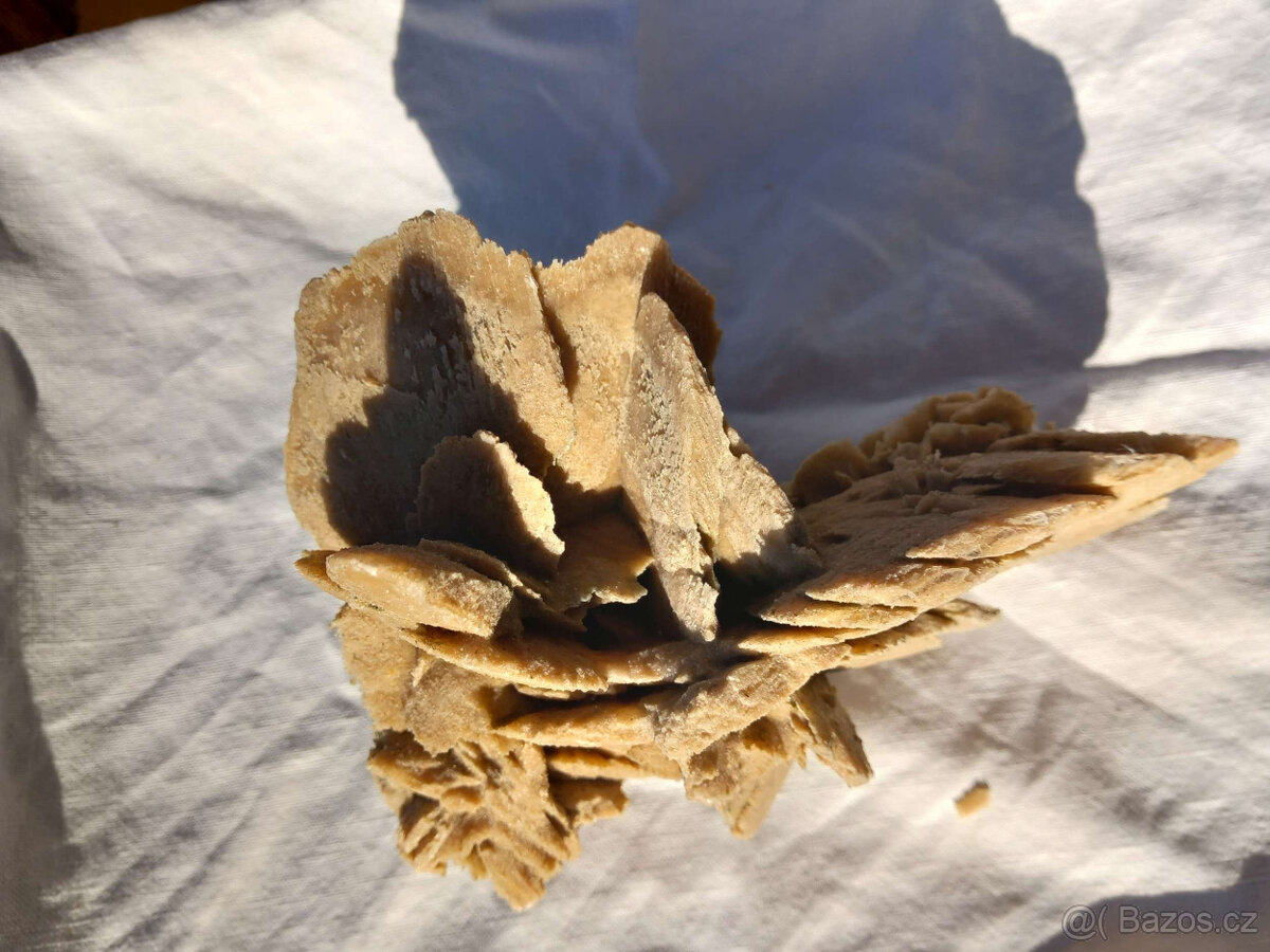 Minerál, nerost, sádrovec - pouštní růže - 7